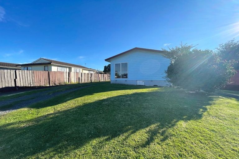 Property details for 20 Penion Drive, Flat Bush, Auckland, 2023