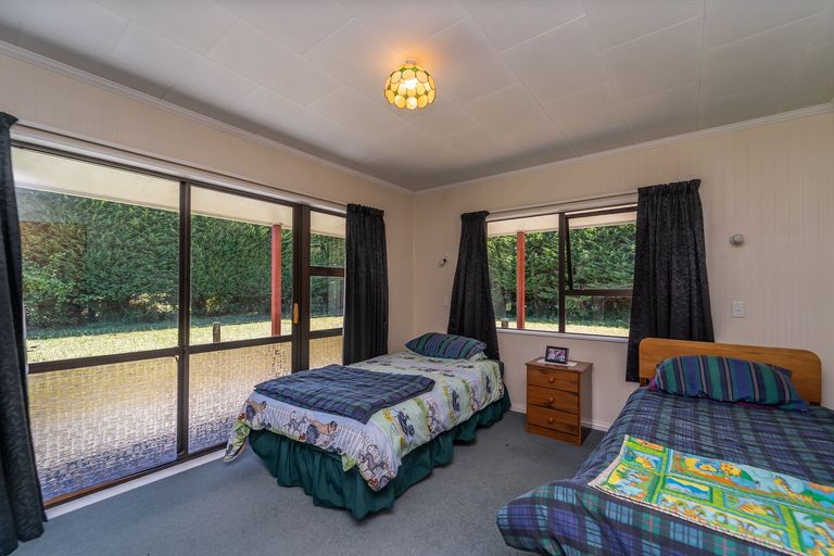 Photo of property in 247 Belvedere Road, Carterton, 5713