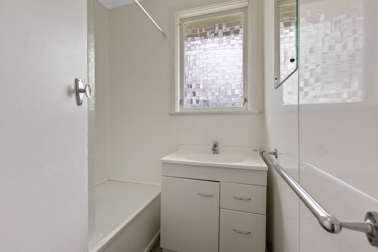 Photo of property in 110 Pembroke Street, Westown, New Plymouth, 4310