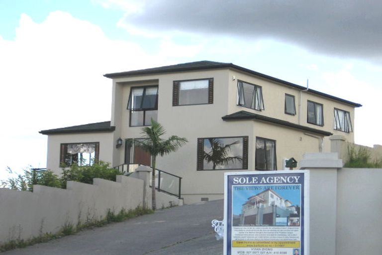 Photo of property in 13 Graceview Way, West Harbour, Auckland, 0618