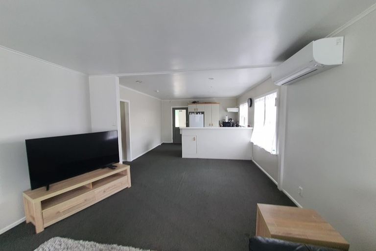 Photo of property in 7 Orchard Rise, Rosehill, Papakura, 2113