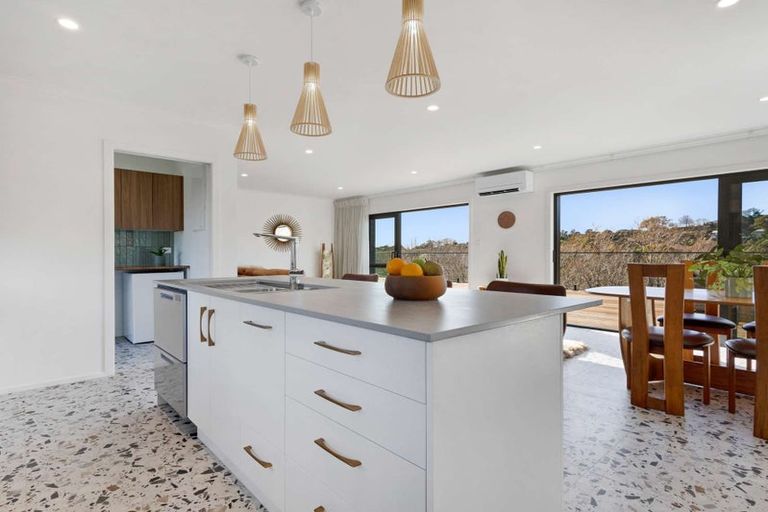 Photo of property in 131 Te Mata Peak Road, Havelock North, 4130