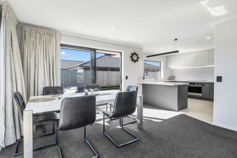 Photo of property in 330 Halswell Junction Road, Halswell, Christchurch, 8025