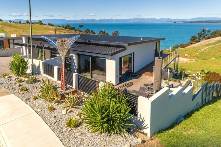 Photo of property in 6 Talisman Heights, Kaiteriteri, Motueka, 7197