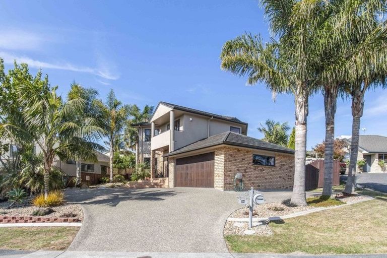 Photo of property in 34 Byblos Place, The Gardens, Auckland, 2105