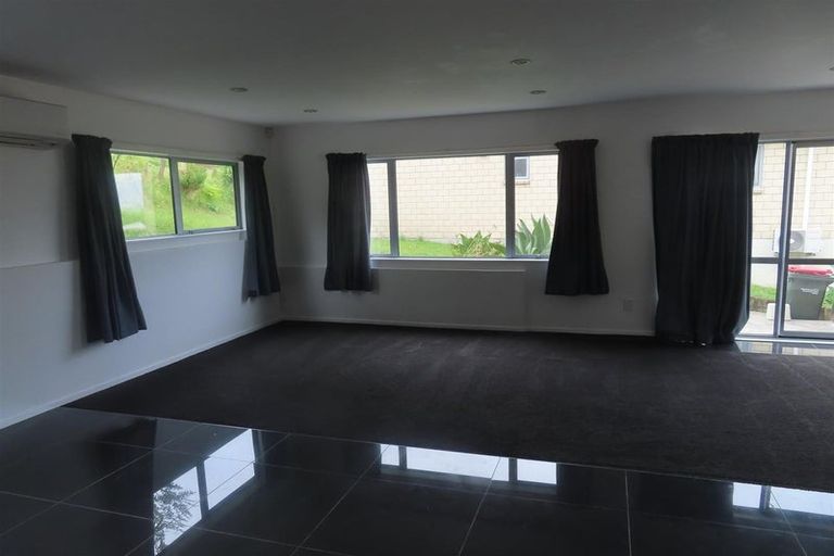 Photo of property in 44d Mountain Road, Mangere Bridge, Auckland, 2022