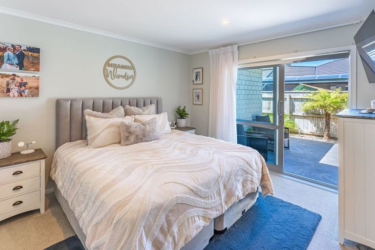 Photo of property in 12 Gardner Place, Otaki, 5512