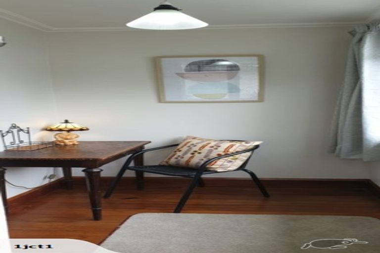 Photo of property in 510 Grove Road, Mayfair, Hastings, 4122