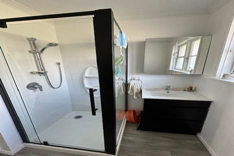 Photo of property in 12 Bush Grove, Trentham, Upper Hutt, 5018