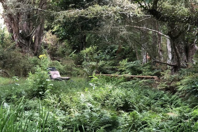 Photo of property in 347 Taraunui Road, Parua Bay, Onerahi, 0192