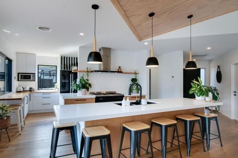 Photo of property in 6 Sandford Terrace, Lower Shotover, Queenstown, 9304