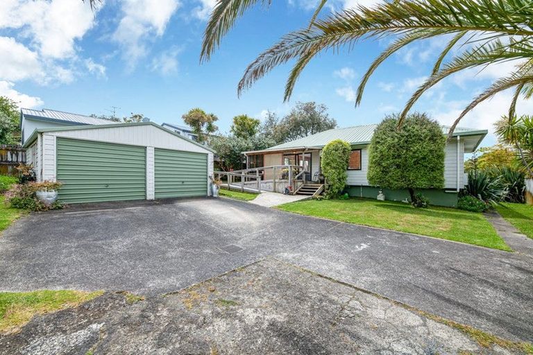 Photo of property in 59b Glendene Avenue, Glendene, Auckland, 0602
