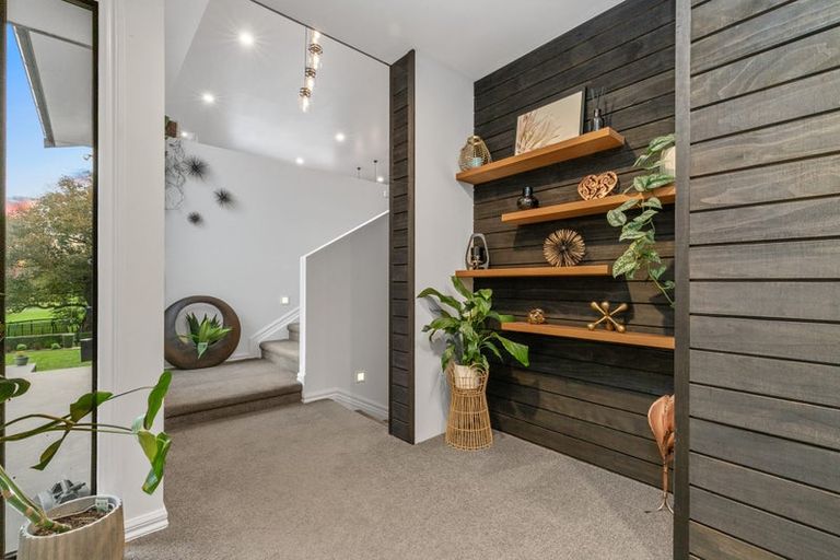 Photo of property in 15 Mareretu Avenue, Patumahoe, Pukekohe, 2679