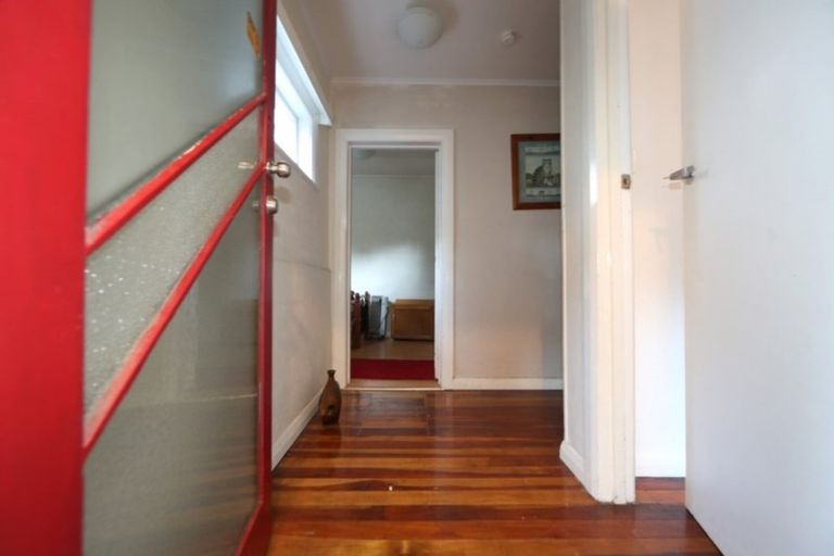 Photo of property in 47 Faraday Street, Hospital Hill, Napier, 4110