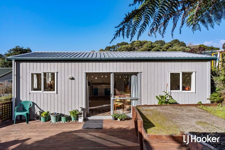 Photo of property in 21 Pacific Road, Waihi Beach, 3611