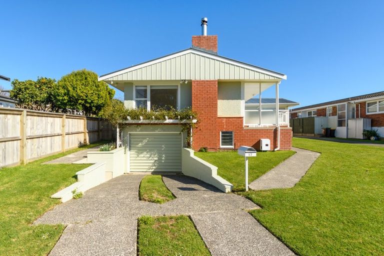 Photo of property in 17 Freyberg Street, Otumoetai, Tauranga, 3110
