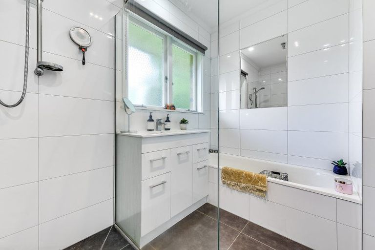 Photo of property in 86 Flynn Road, Hillcrest, Hamilton, 3216