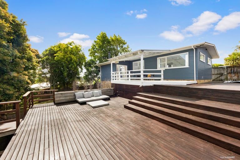 Photo of property in 6 Bellringer Road, Massey, Auckland, 0614