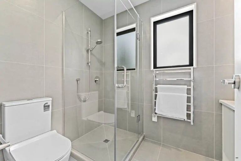Photo of property in 3/58 Waipani Road, Te Atatu Peninsula, Auckland, 0610