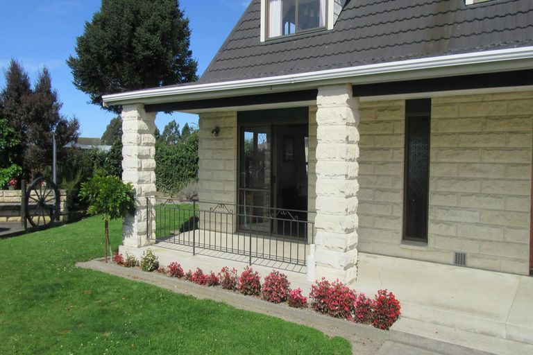 Photo of property in 201 Queen Street, Waimate, 7924