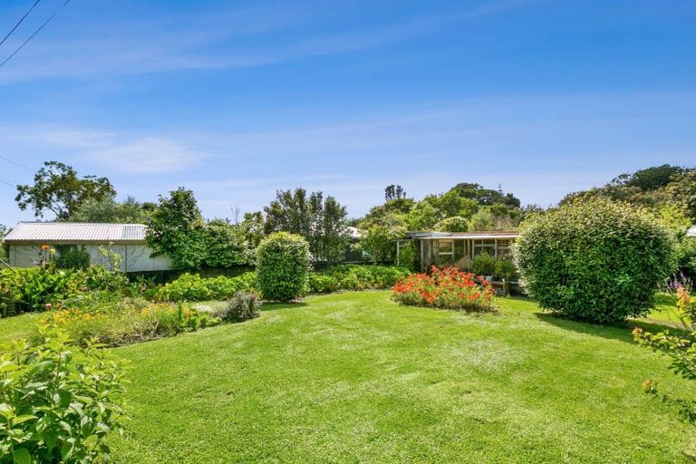 Photo of property in 39 Carthew Street, Okato, 4335