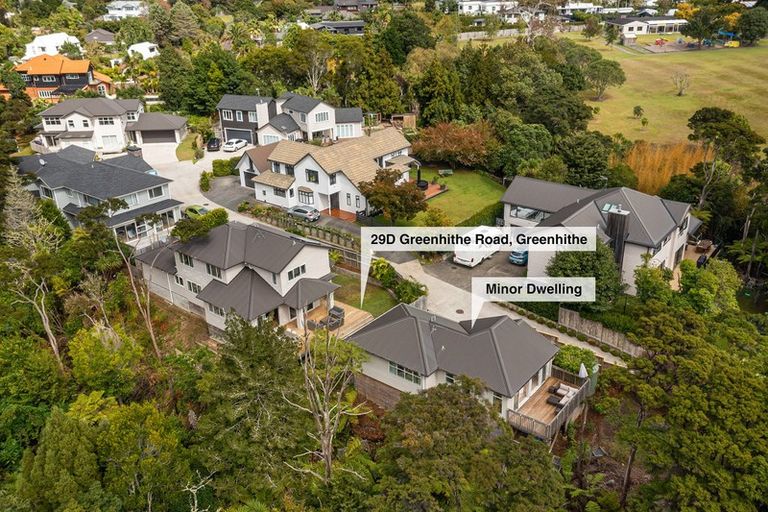 Photo of property in 29d Greenhithe Road, Greenhithe, Auckland, 0632