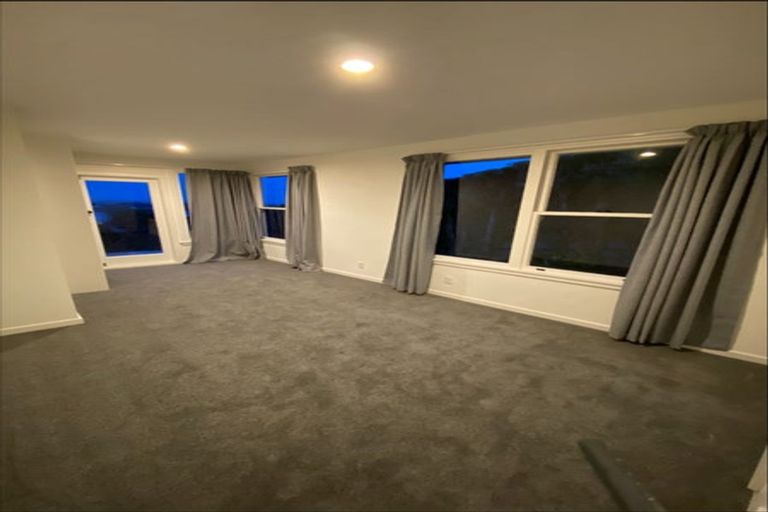 Photo of property in 25 Te Awakura Terrace, Mount Pleasant, Christchurch, 8081