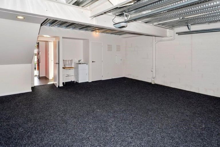 Photo of property in 19 Akeake Lane, Manurewa, Auckland, 2102