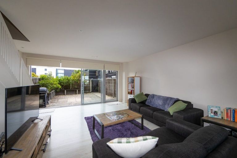 Photo of property in The Terraces, 21/9 Humber Street, Pandora, Napier, 4110