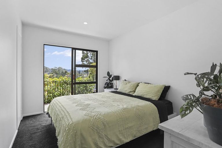 Photo of property in 76 Shaw Road, Oratia, Auckland, 0604