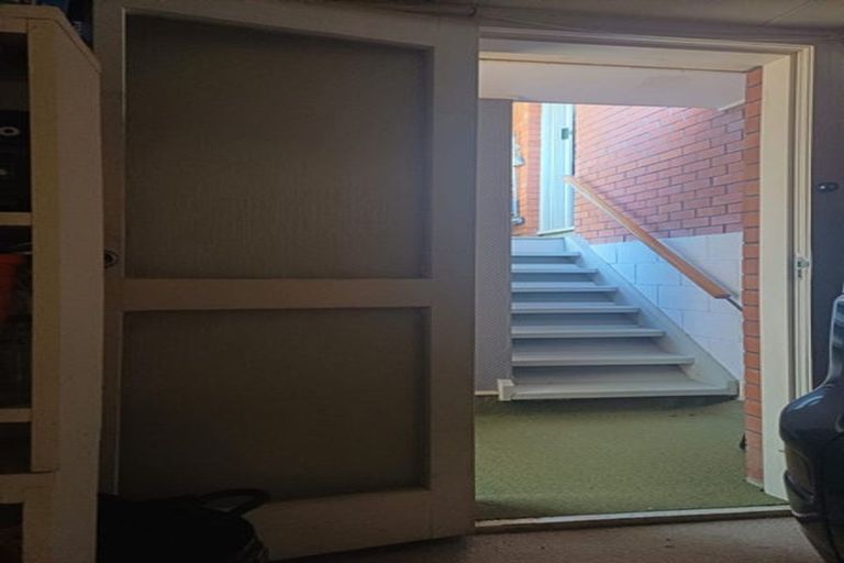 Photo of property in 2/7 Chilton Place, Howick, Auckland, 2014