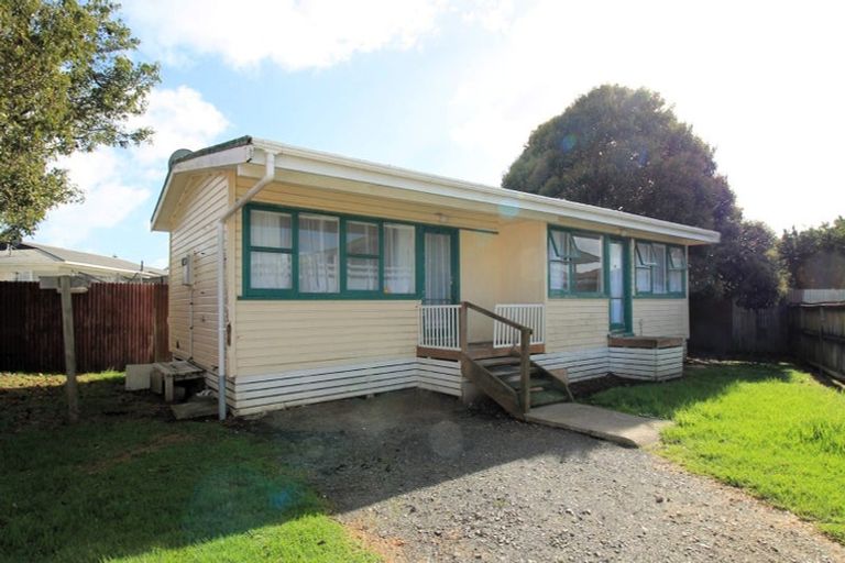 Photo of property in 42 Sunlands Drive, Manurewa, Auckland, 2102