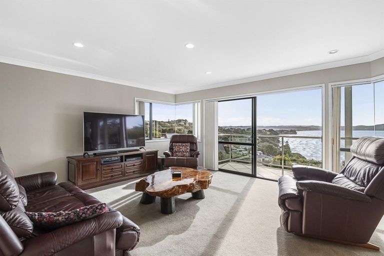 Photo of property in 48a Duncansby Road, Stanmore Bay, Whangaparaoa, 0932
