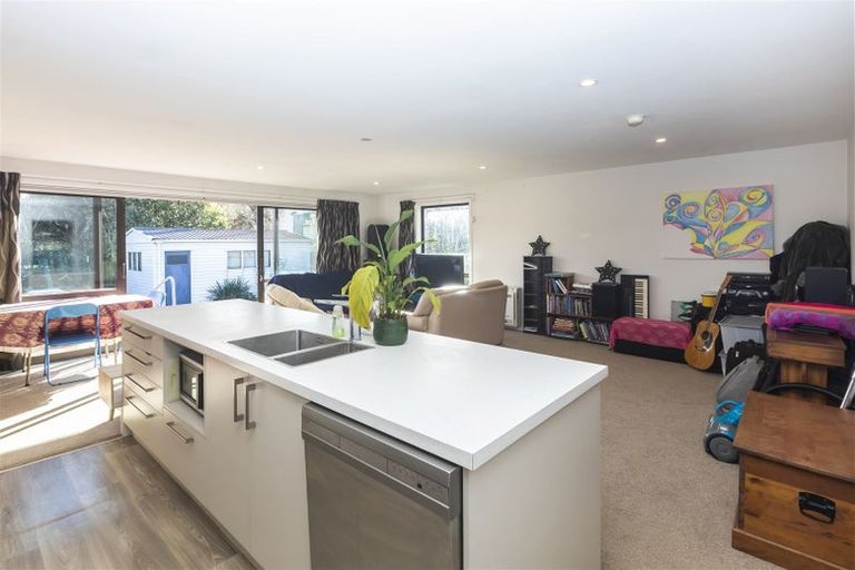 Photo of property in 73 Mcfaddens Road, St Albans, Christchurch, 8052