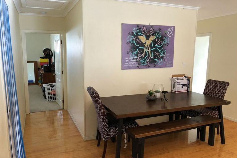 Photo of property in 9 Kent Road, Manurewa, Auckland, 2102