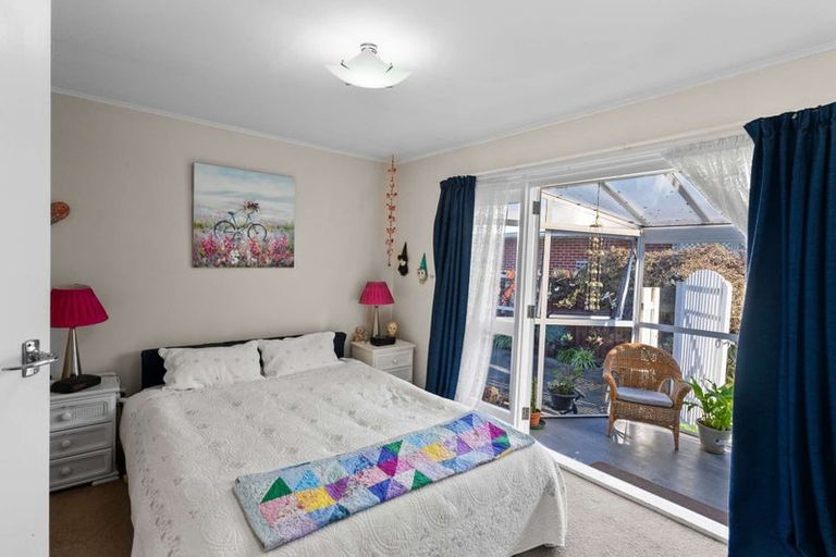 Photo of property in 2/47 Dunn Street, Somerfield, Christchurch, 8024