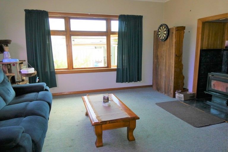 Photo of property in 82 Tasman Street, Karoro, Greymouth, 7805