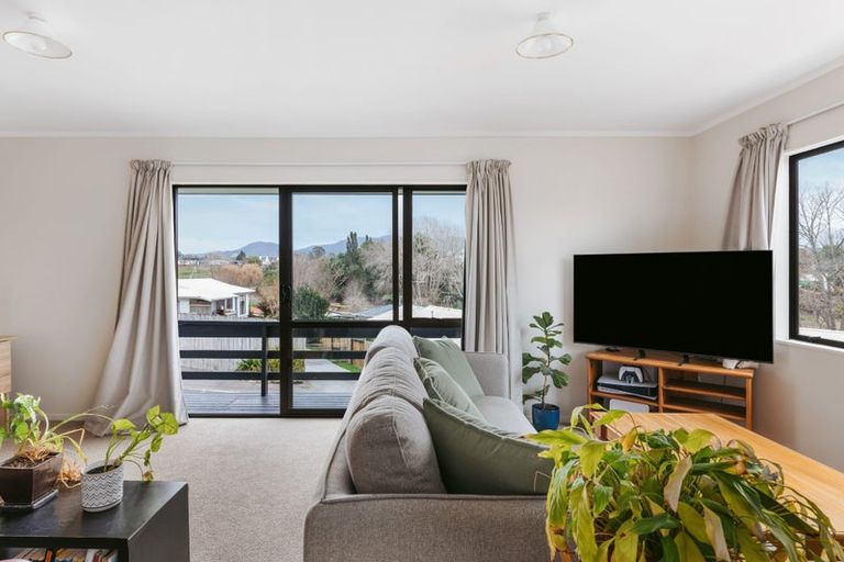 Photo of property in 8 Muir Place, Te Puke, 3119