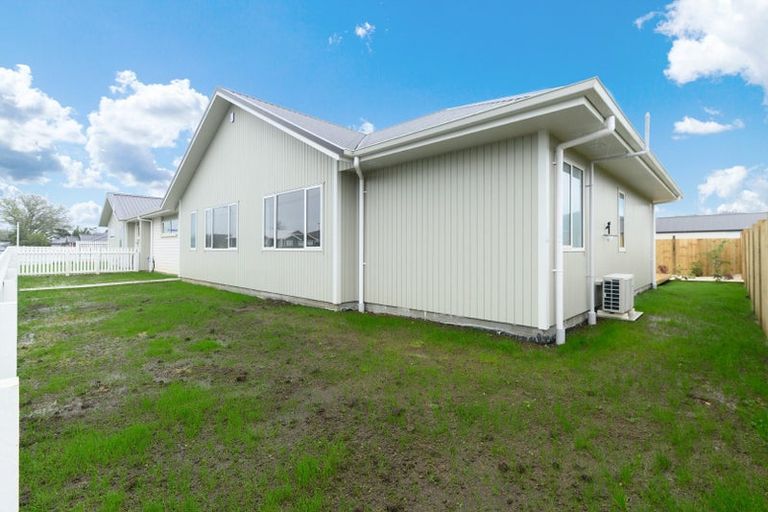 Photo of property in 112 Matua Road, Huapai, Kumeu, 0810