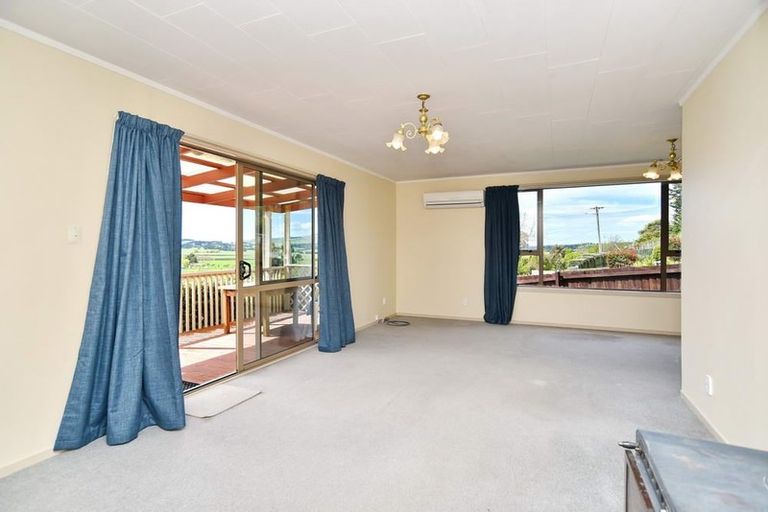 Photo of property in 9 Oxford Street, Waikari, 7420