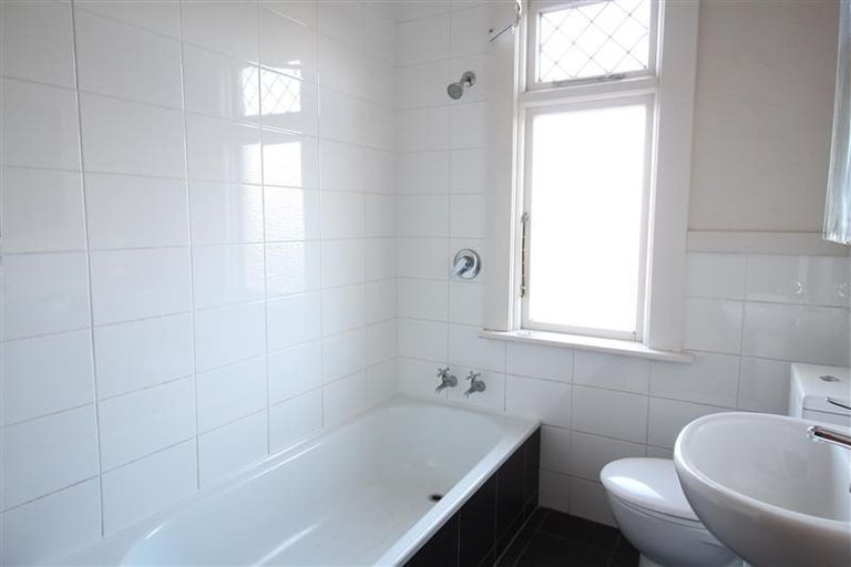 Photo of property in 55 Forfar Street, Clyde Hill, Dunedin, 9011