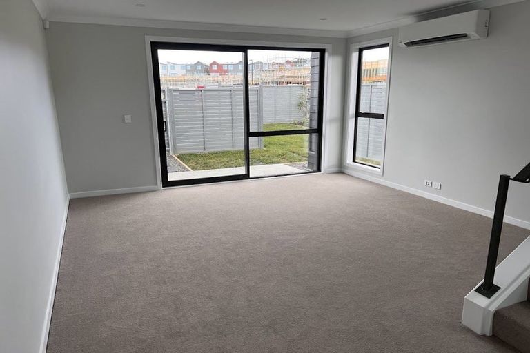 Photo of property in 19 Harewood Street, Whenuapai, Auckland, 0618