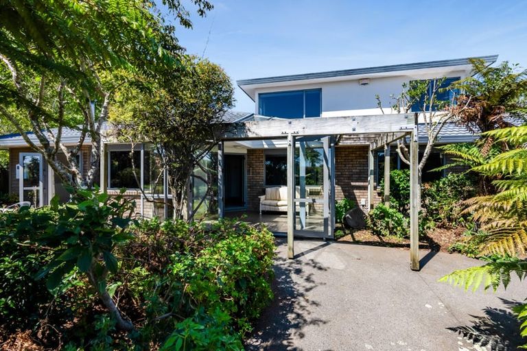 Photo of property in 3e Kinross Drive, Merrilands, New Plymouth, 4312