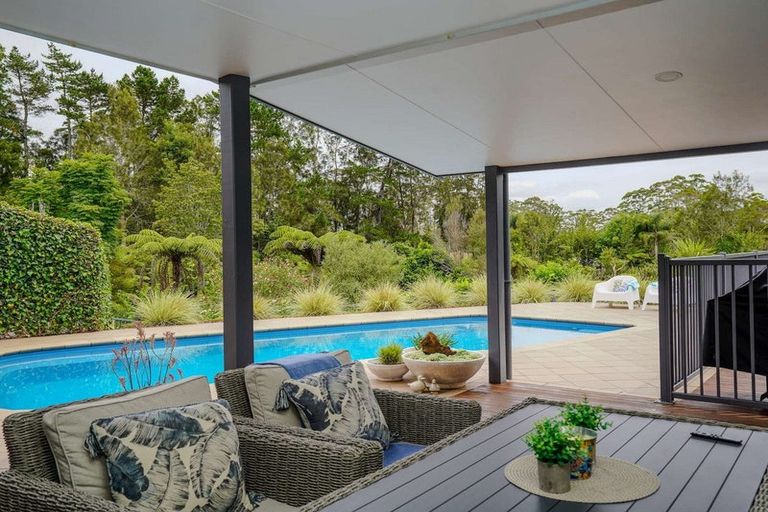 Photo of property in 244 Waimate North Road, Kerikeri, 0293