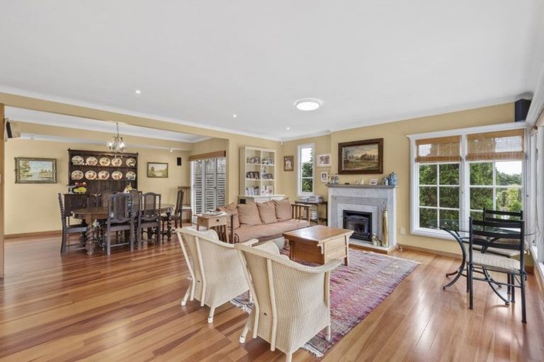 Photo of property in 6 Dodson Avenue, Milford, Auckland, 0620