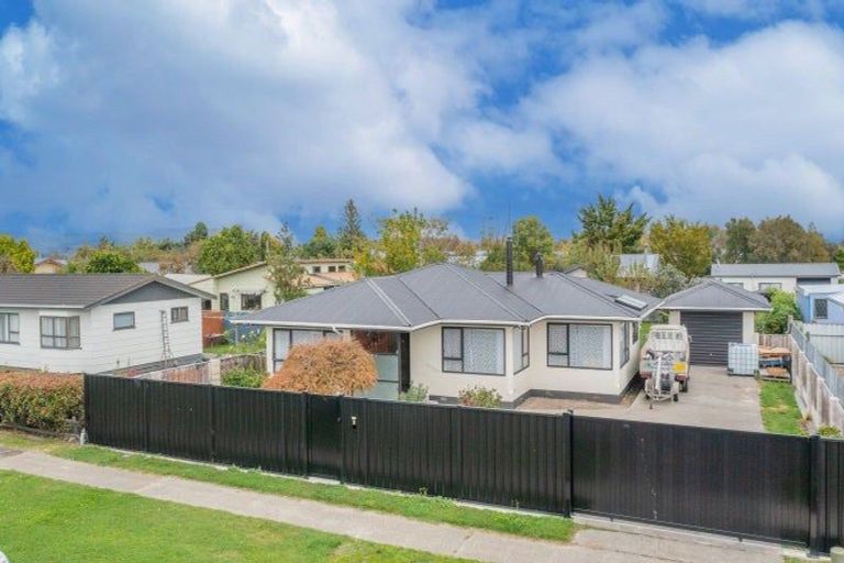 Photo of property in 3 Nicholson Street, Mayfair, Hastings, 4122