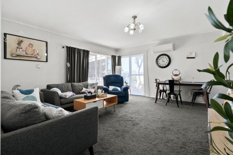 Photo of property in 40d Tomo Street, New Lynn, Auckland, 0600