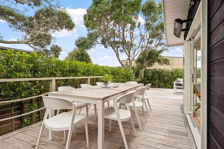 Photo of property in 25 Esme Grove, Omaha, 0986