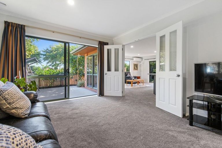 Photo of property in 20 Greenough Place, Rototuna, Hamilton, 3210