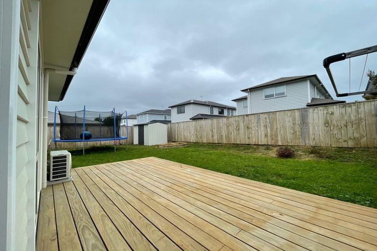Photo of property in 33 Nightingale Road, Flat Bush, Auckland, 2019